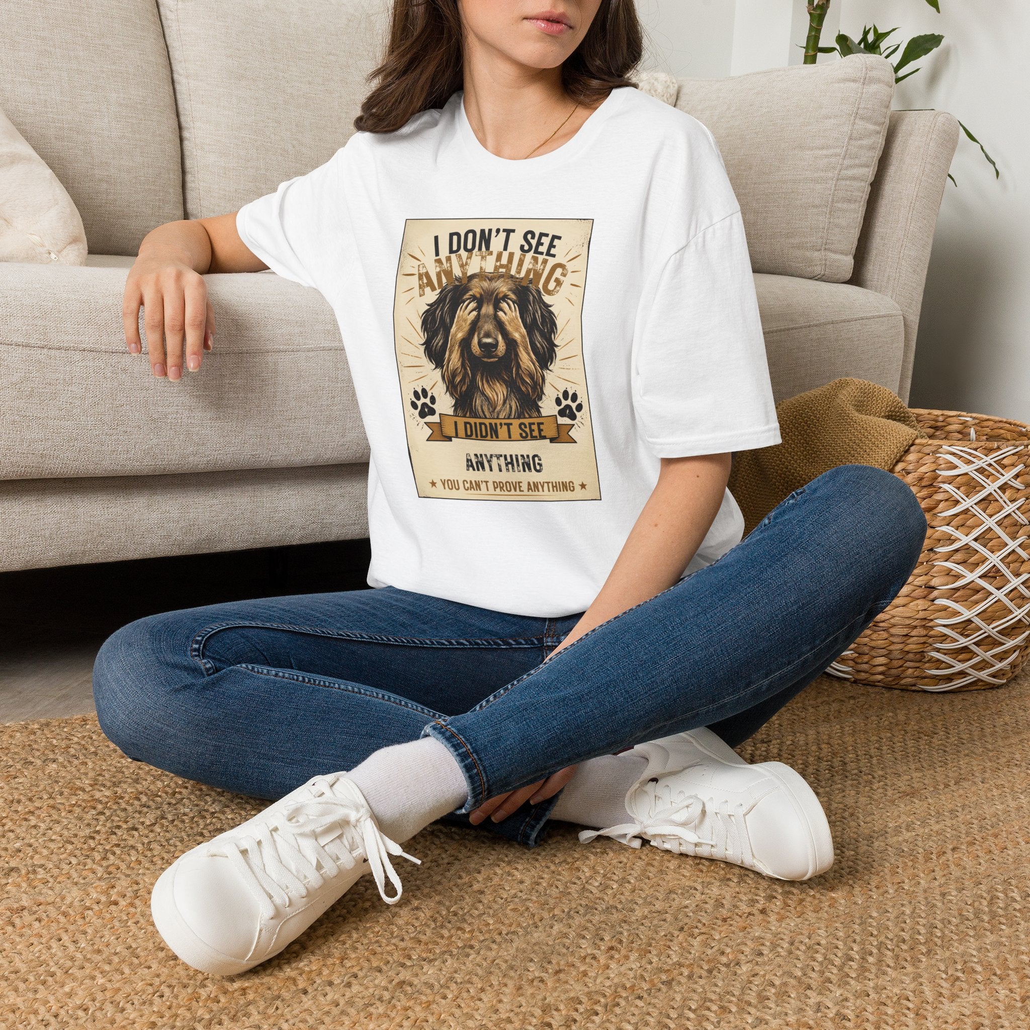 I Don’t See Anything Dachshund T-Shirt — Funny Dog Lover Tee