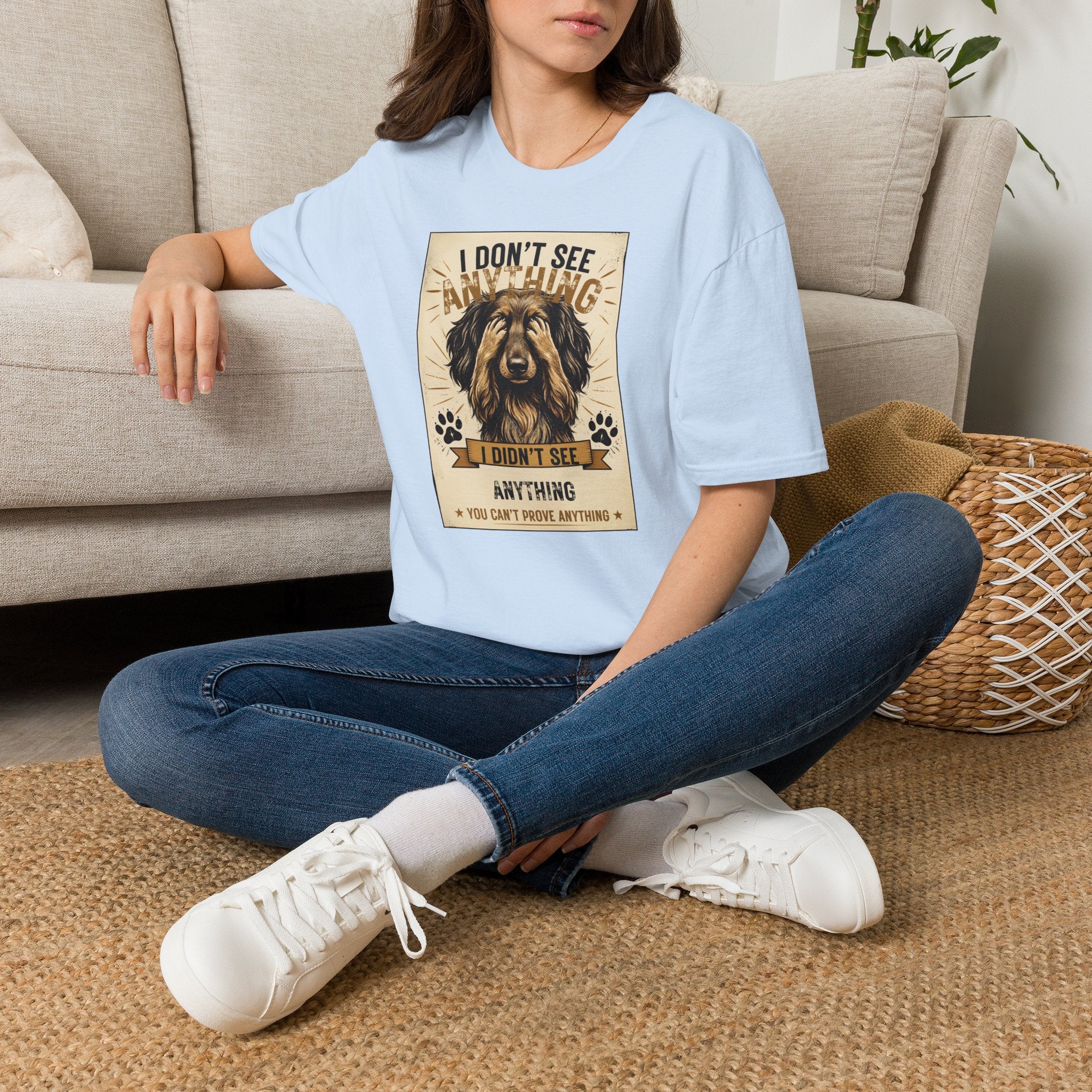I Don’t See Anything Dachshund T-Shirt — Funny Dog Lover Tee