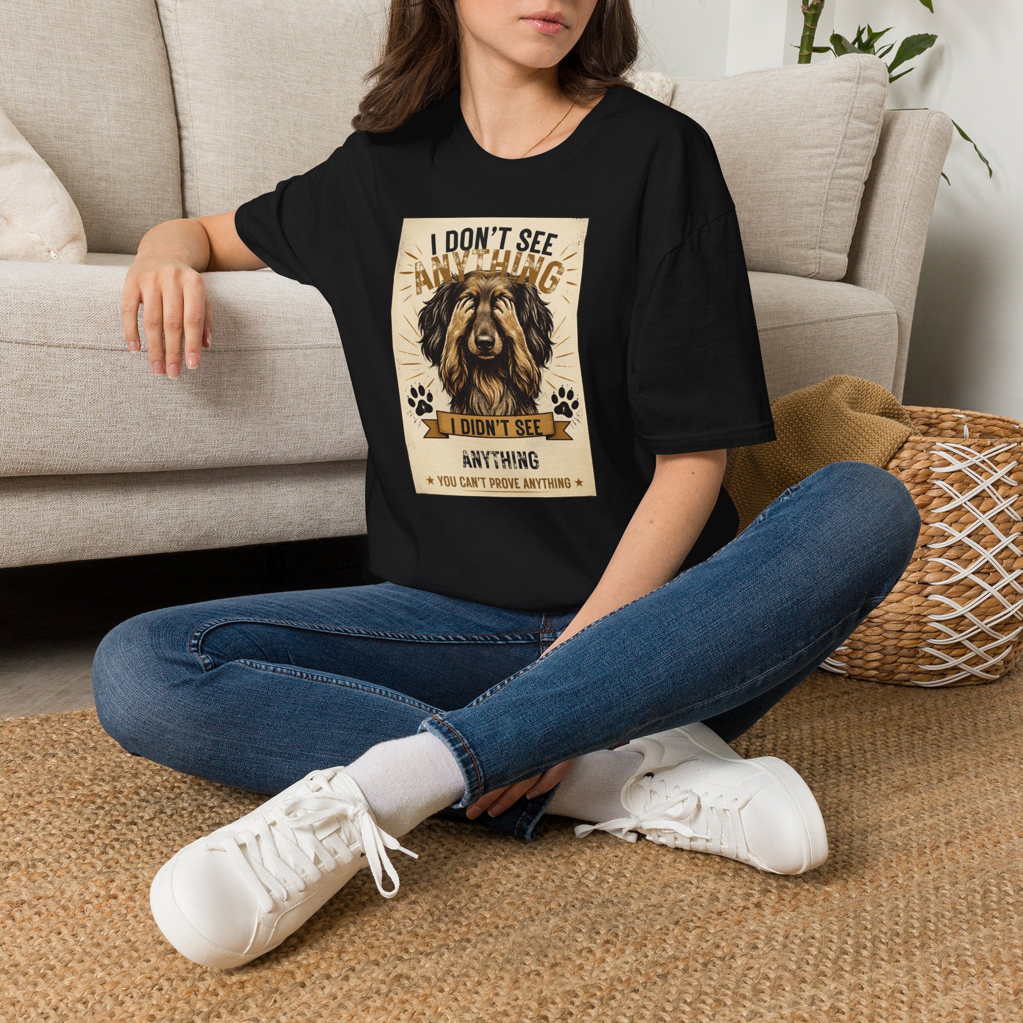 I Don’t See Anything Dachshund T-Shirt — Funny Dog Lover Tee